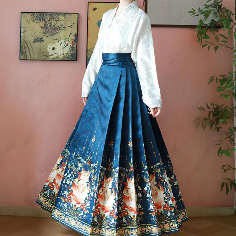 Horse-Face Skirt