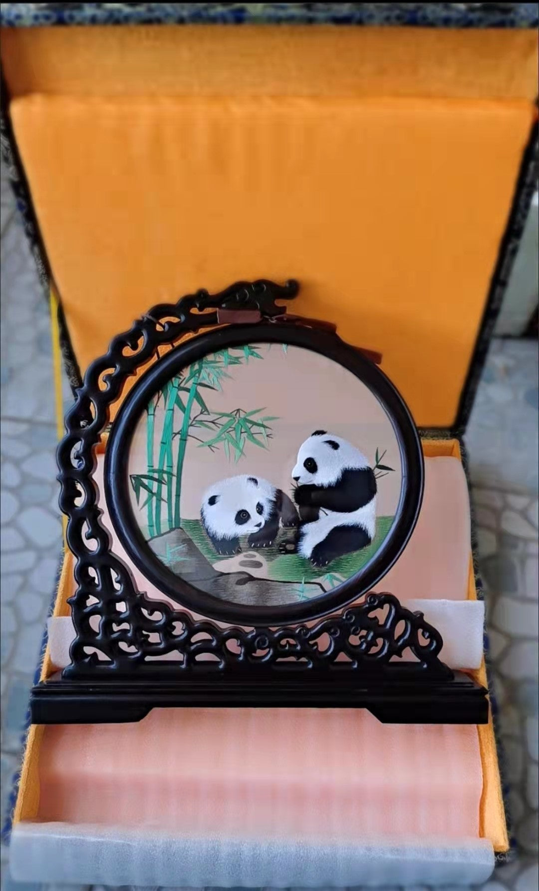 Suzhou embroidery handmade double-sided embroidery ornament