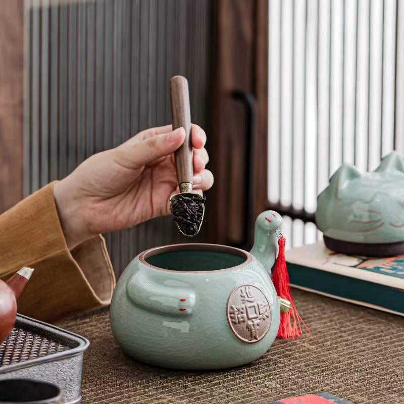 Double layer ceramic Dafu cat Tea Jar