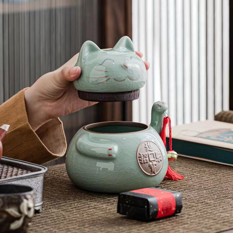 Double layer ceramic Dafu cat Tea Jar
