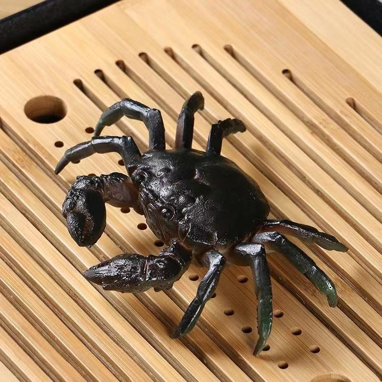 Color changing crab tea pet