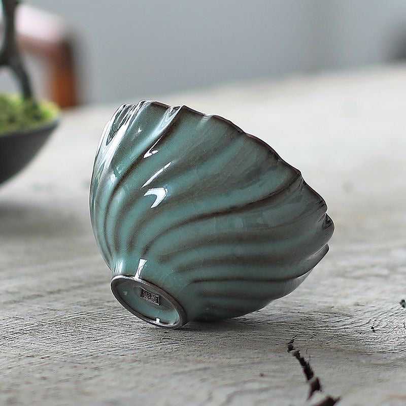 Master Collection---An iron-tired green wave teacup(M386)
