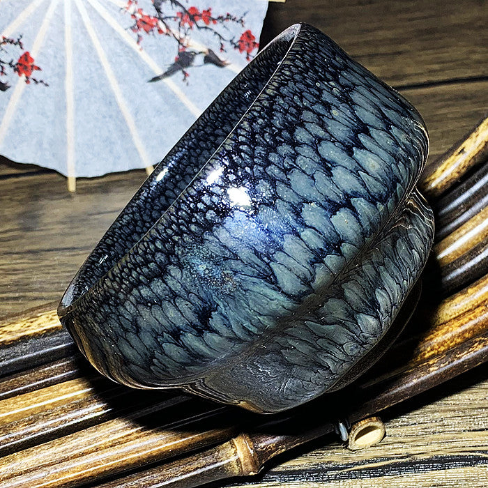 Master Collection-----Different Patterns Sleeping Dragon Partridge Tea Cup (M247)